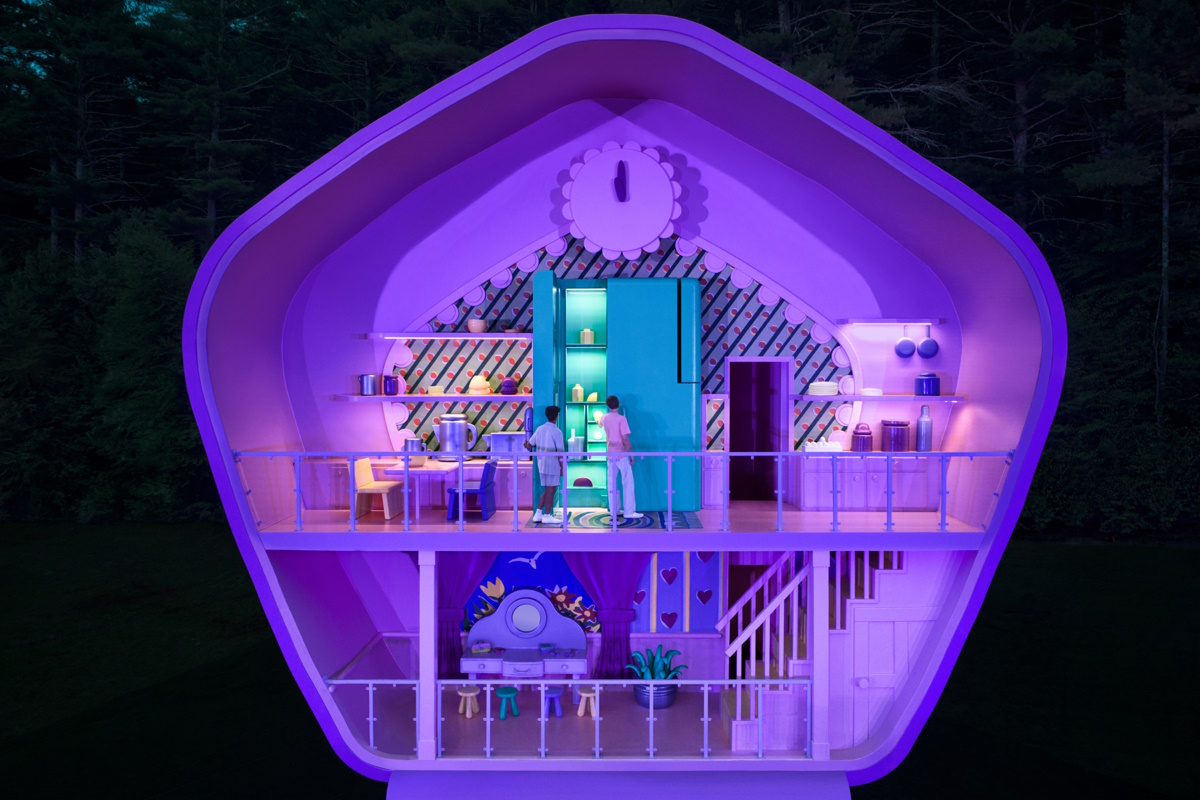 Polly Pocket Airbnb